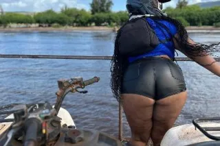 Throat Goat 🤤💦👅 Im Back Honeybun lets have fun - Image 1